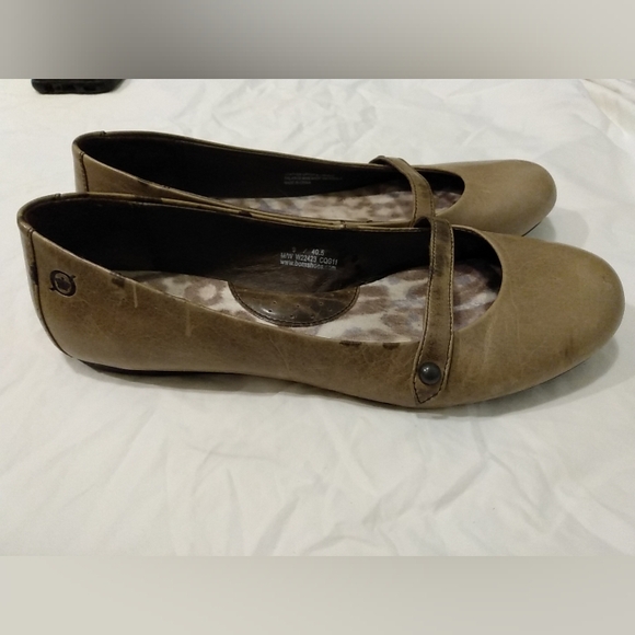 Born Leather Mary Jane Shoes Taupe Beige 9 Classic Ballet Flat Strap Cute - Picture 5 of 14